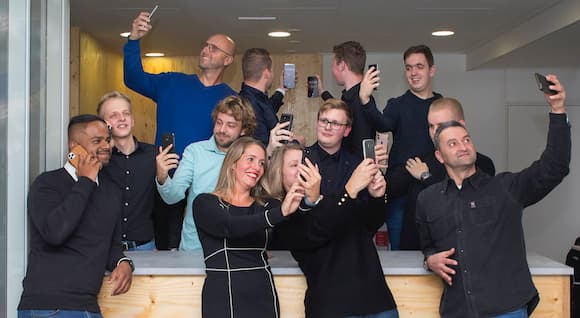 MacHelp team neemt een selfie